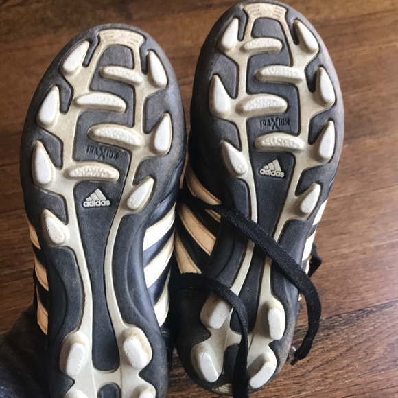 Adidas cleats - Picture 2 of 7